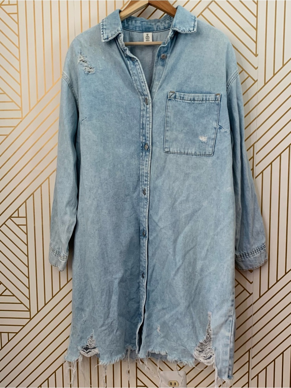 H&M 100% Cotton distressed Denim Shirt dress long sleeve button up light wash S